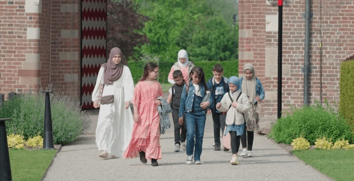 Leerlingen samenwerken